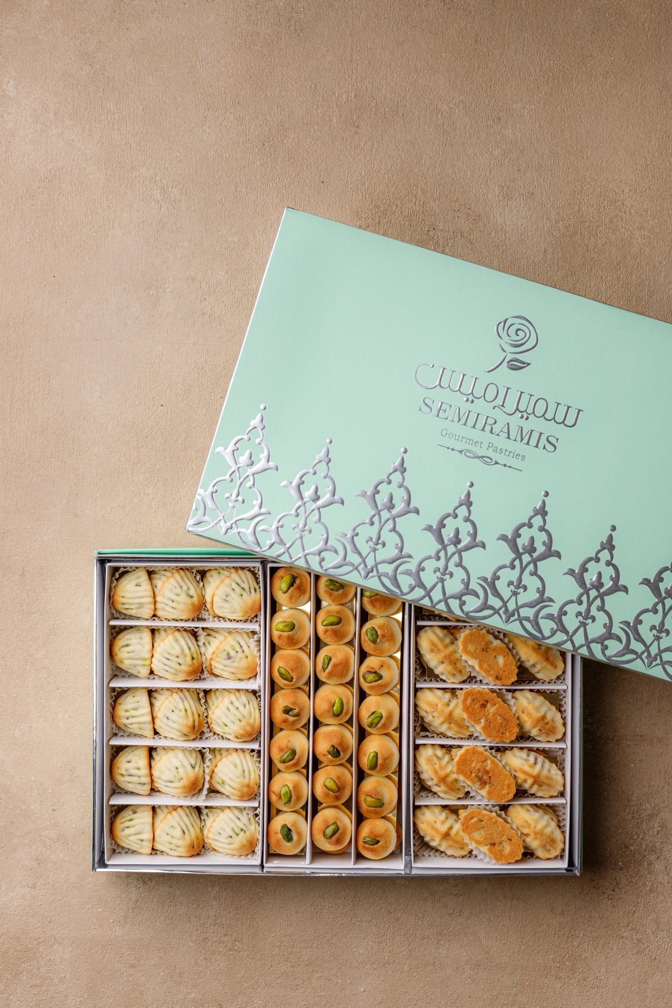 Arabic Sweet Semiramis Combination (Ma'amoul) 1100g - Memas Dessert